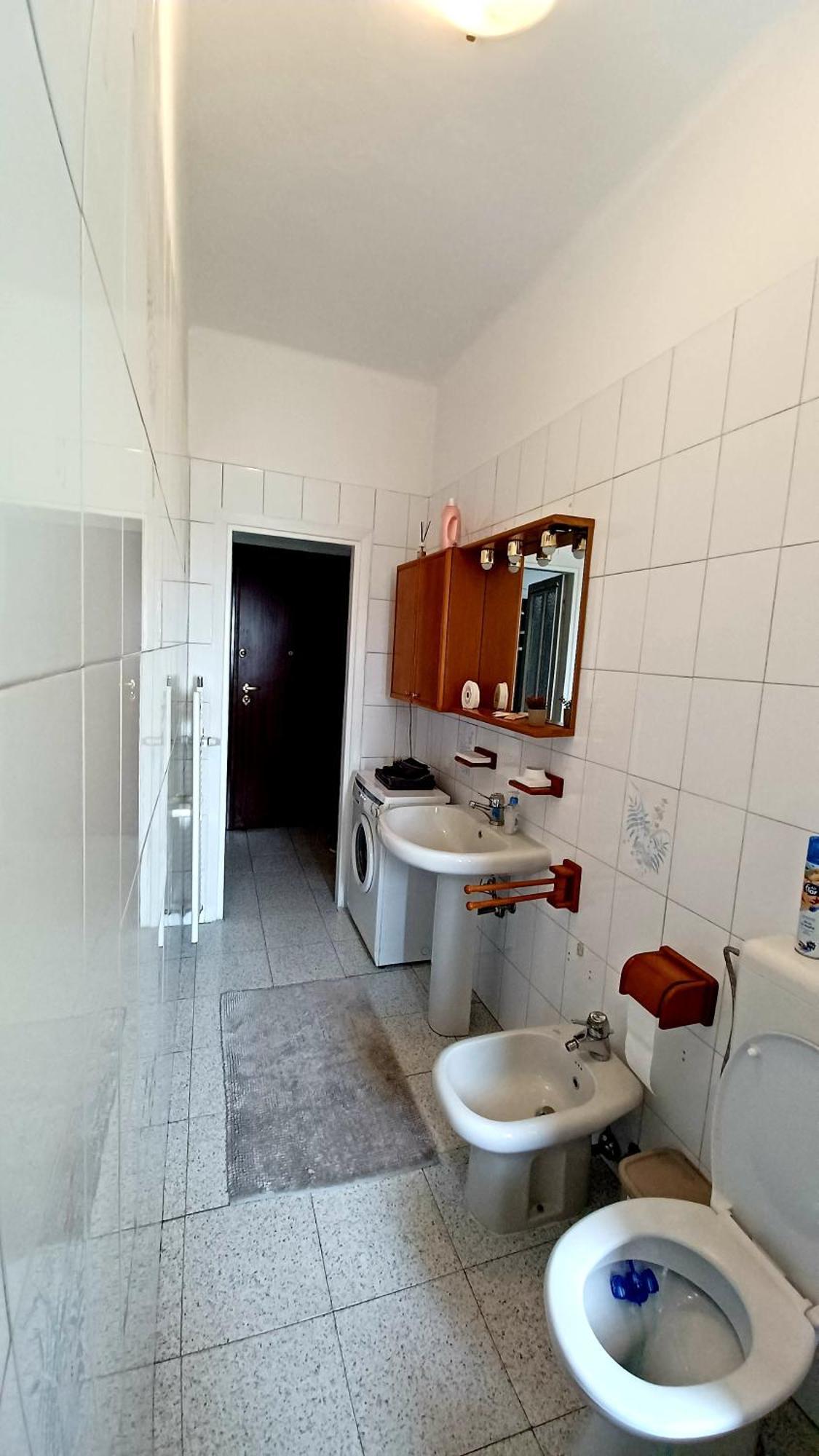 Intero Appartamento Luminoso E Accogliente ! Турин Экстерьер фото